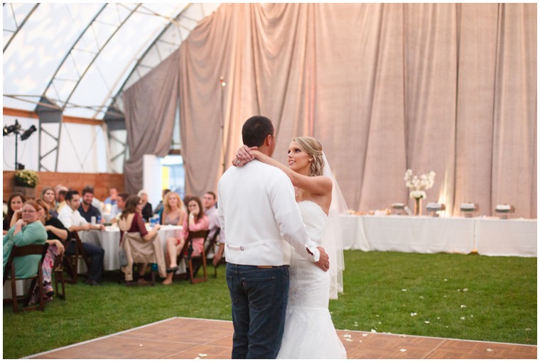 barn wedding reception, first dance photos