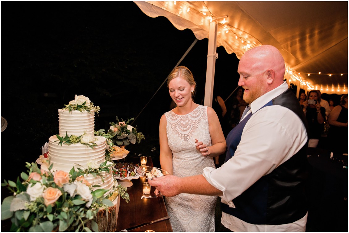 Bride and groom cutting cake perfect pair | My Eastern Shore Wedding | Chelsea Fluharty Photography