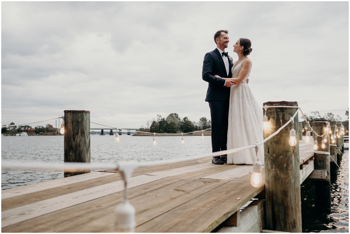 Bride and groom portrait--pivot to perfection, classical eastern shore wedding | My Eastern Shore Wedding