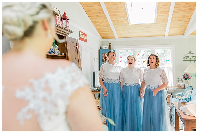 Bridesmaid first look | Cassidy MR Photography 