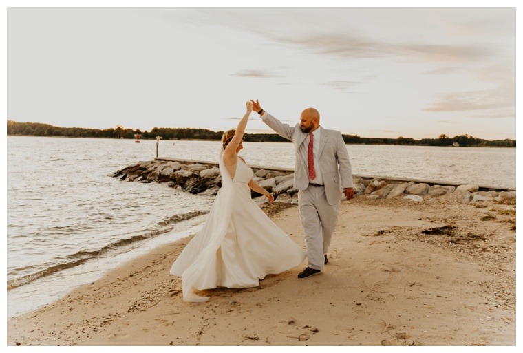 Wedding Photography | Island Creek Events | Tred Avon River | Beach Wedding