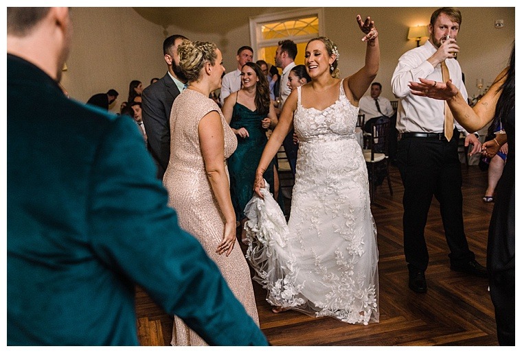 The bride dances with her guests at the Tidewater Inn